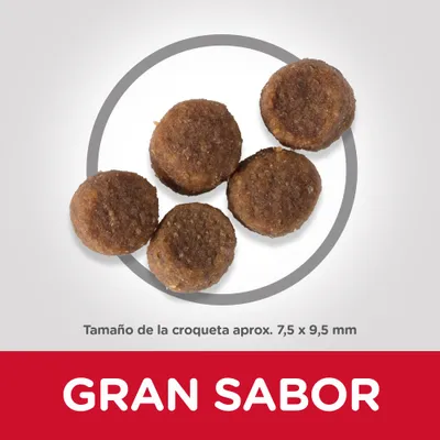 Croquetas redondas de pienso. Tamaño de la croqueta aprox. 7,5 x 9,5 mm. Texto destacado: GRAN SABOR.