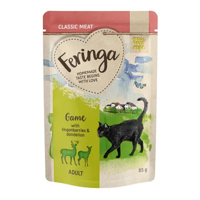 Feringa Classic Meat, Game with lingonberries & dandelion, Adult, 85 g. Immagine di confezione con gatto nero e due cervi stilizzati. Testo in inglese visibile sulla confezione.