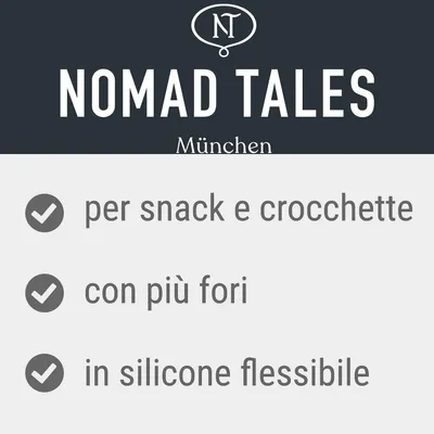 Nomad Tales München. per snack e crocchette, con più fori, in silicone flessibile.
