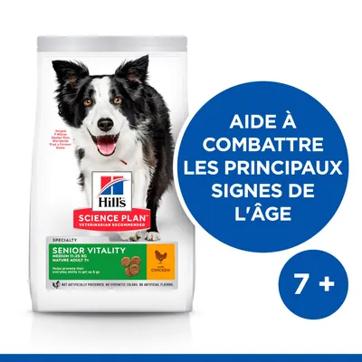 Hill's Science Plan Senior Vitality Medium 11–25 kg Mature Adult 7+ with Chicken. Aide à combattre les principaux signes de l’âge. 7+ indiqué en bleu.
