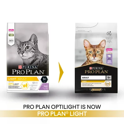 Purina Pro Plan Light Adult 1+ kissanruoan pakkausmuutos: vasemmalla vanha, oikealla uusi pakkaus. Teksti: Pro Plan Optilight is now Pro Plan Light.