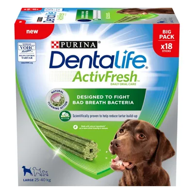 Boîte Purina Dentalife ActivFresh pour chiens grands 25–40 kg, 18 sticks. Texte visible : Designed to fight bad breath bacteria, scientifically proven to help reduce tartar build-up.