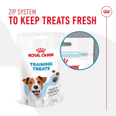 Training treats pouch with zip system feature highlighted and text stating 'Zip system to keep treats fresh'.