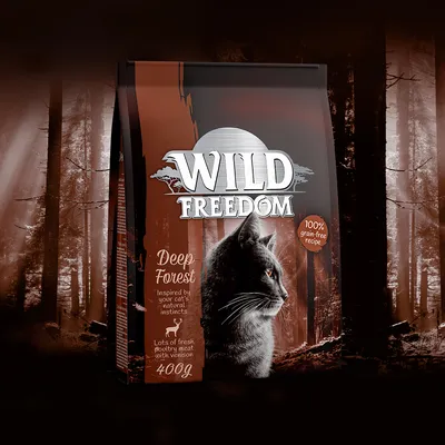 Wild Freedom Deep Forest kissanruoka, 100 % grain-free recipe, lots of fresh poultry meat with venison, 400 g. Pakkauksessa musta kissa ja metsätausta.