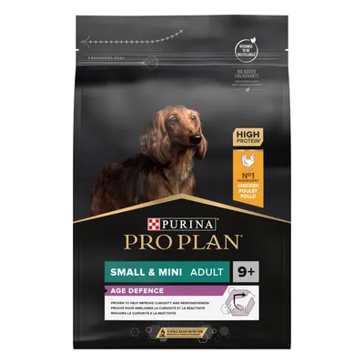 Small and mini adult 9+ age defence food with high protein, chicken as number one ingredient, no added colourants, designed to be recyclable, proven to help improve curiosity and responsiveness.
