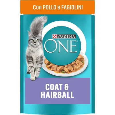 Purina ONE COAT & HAIRBALL, con pollo e fagiolini. Immagine di un gatto grigio e piatto con bocconcini visibili sulla confezione.