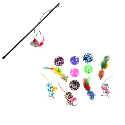 Set mit Spielangel, bunten Plüschmäusen und Bällen. Rotes Prozentzeichen für Rabattaktion sichtbar.