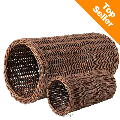 Dva prútené tunely rôznych veľkostí, materiál prútie. Oranžový roh s textom: Top Seller. Dva prútené tunely rôznych veľkostí, materiál prútie. Oranžový roh s textom: Top Seller.