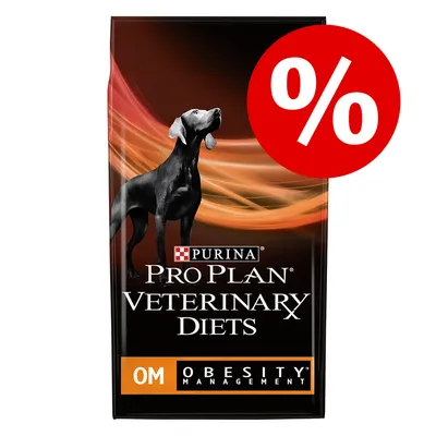 Pachet Purina Pro Plan Veterinary Diets OM Obesity Management pentru câini, cu simbol procent roșu pentru promoție vizibil pe ambalaj.