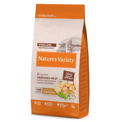 Nature's Variety kattmat för steriliserade vuxna, huvudingrediens urbenat kött, utan spannmål, med frigående kyckling. Förpackningsstorlek: 7 kg.
