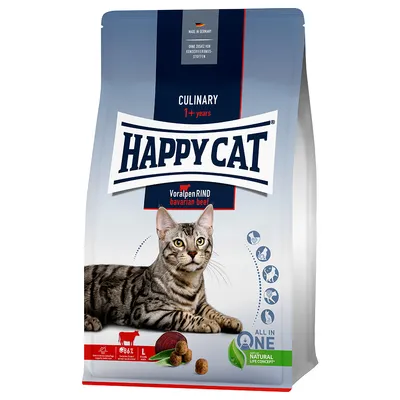 Pienso para gatos Happy Cat Culinary 1+ years, Voralpen Rind bavarian beef. Imagen de un gato atigrado, croquetas y símbolos de beneficios visibles en el envase.
