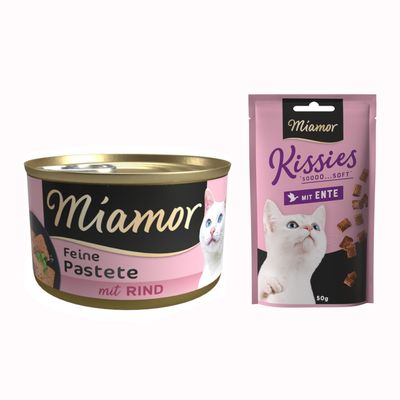 Miamor Feine Pastete mit Huhn, boîte de pâtée pour chat avec image d’un chat blanc et texte en allemand sur l’étiquette.