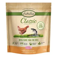 Lukullus Classic Junior kana & lohi (viljaton) - säästöpakkaus: 5 x 1 kg