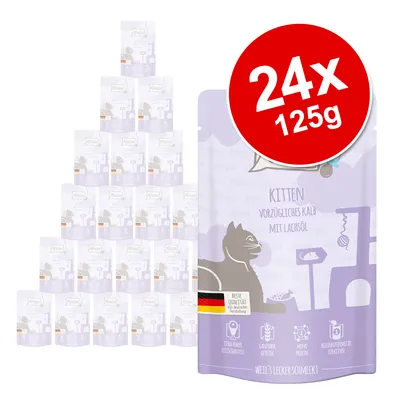 Kittenvoer, fijn kalf met zalmolie, 24x125g. Hoogwaardige Duitse productie, extra hoog vleesgehalte, graanvrij, monoproteïne, volledig voer voor katten.