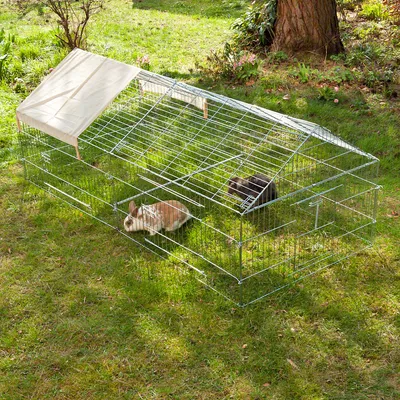 Kerbl Luksus løbegård, 4-kantet med spidstag - L 220 x B 103 x H 85 cm