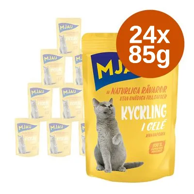 Mjau Kyckling i gelé, 24 x 85 g portionspåsar. Text: av naturliga råvaror utan onödiga tillsatser, 100 % animaliskt protein.