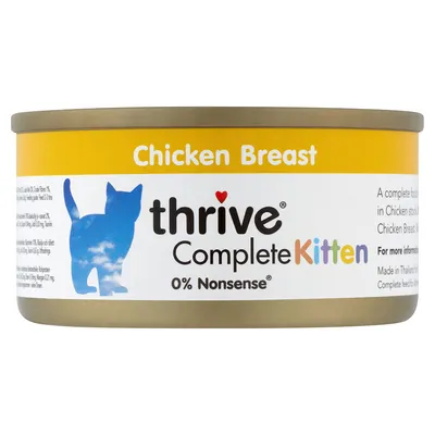 Scatoletta thrive Complete Kitten Chicken Breast, 0% Nonsense. Testo in inglese sull'etichetta, silhouette di gatto blu visibile.