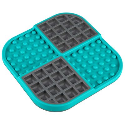 LickiMat Slomo Licking Mat –Turquoise - 23 x 20 x 1.9 cm (L x W x H)