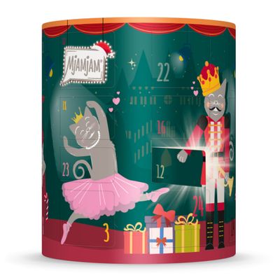 Mjamjam Adventskalender mit tanzenden Katzen im Ballettkostüm und Nussknacker, nummerierte Türchen von 1 bis 24, Geschenke am unteren Rand.