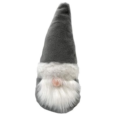 Plyšová hračka v tvare sivého Mikuláša s bielou bradou a ružovým nosom.