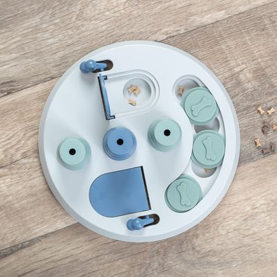Trixie igračka Dog Activity Flip Board - Ø 23 cm x  v 8 cm