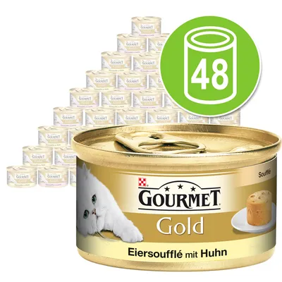 GOURMET Gold Eiersoufflé mit Huhn, afbeelding van 48 blikjes kattenvoer. Groot blikje met kat en soufflé op het etiket zichtbaar. GOURMET Gold Eiersoufflé mit Huhn, afbeelding van 48 blikjes kattenvoer. Groot blikje met kat en soufflé op het etiket zichtbaar.