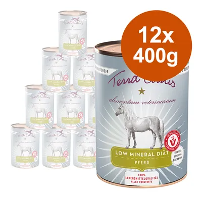 Lot de 12 boîtes Terra Canis Low Mineral Diät Pferd, 400 g chacune. Texte visible : alimentum veterinarium, 100 % lebensmittelqualität aller rohstoffe.