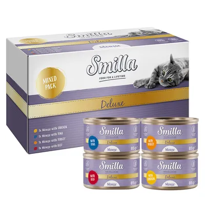 Smilla Deluxe blandpack kattmat, 4 sorter: kyckling, tonfisk, kalkon, nötkött. Förpackning och burkar med 85g mousse synliga.