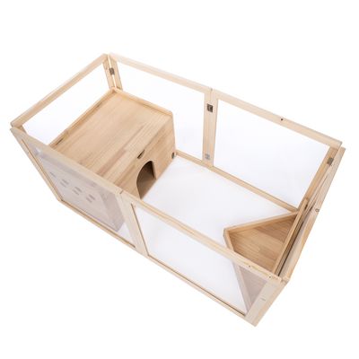 Holzgehege mit Plexiglaswänden, integriertem Häuschen und Rampe. Geeignet für kleine Tiere. Rechteckige Form mit natürlichem Holzdesign.