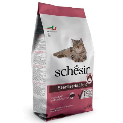 Schesir Sterilized & Light kattenvoer, met ham, Only 1 animal protein, afbeelding van kat op de verpakking, zak van 10 kg.