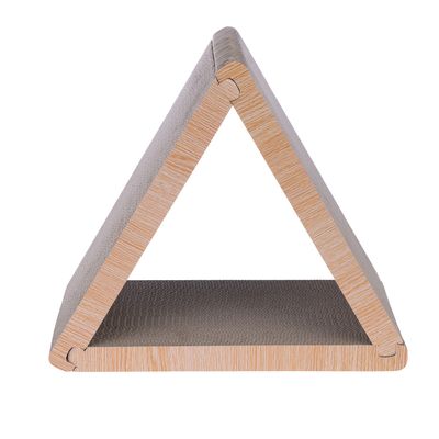 Triangle en carton ondulé, structure ouverte avec surface intérieure texturée, sans marque visible ni texte.