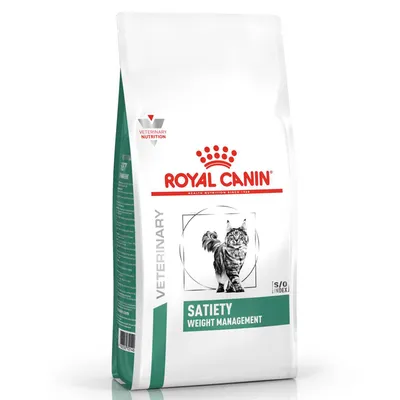 Bag labelled Royal Canin Veterinary Nutrition Satiety Weight Management, showing a cat illustration and S/O Index marking.