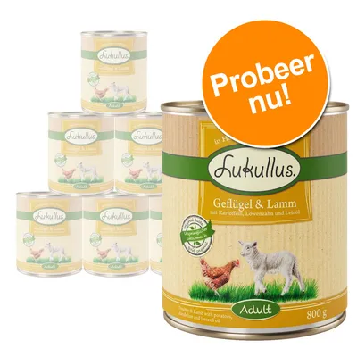 Lukullus Geflügel & Lamm Adult natvoer, blik 800 g. Probeer nu! Tekst op blik: mit Kartoffeln, Löwenzahn und Leinöl. Afbeelding van kip en lam op het etiket.