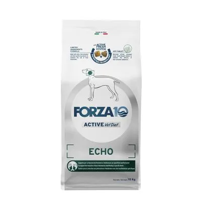 Zak Forza10 Active Vet Diet ECHO, zichtbaar merk en productnaam, gewicht 10 kg. Tekst: Active Fresh System, Made in Italy, afbeelding van hond op de verpakking. Zak Forza10 Active Vet Diet ECHO, zichtbaar merk en productnaam, gewicht 10 kg. Tekst: Active Fresh System, Made in Italy, afbeelding van hond op de verpakking.