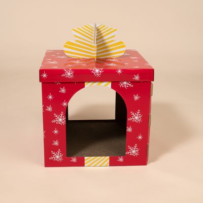 TIAKI świąteczny domek dla kota, czerwone pudełko prezentowe
