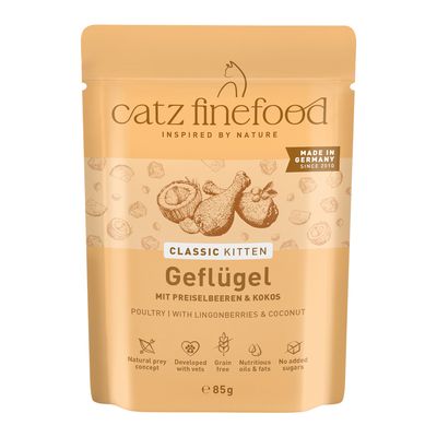 catz finefood Classic Kitten Pasăre cu merișoare și cocos, Fabricat în Germania din 2010, fără cereale, fără adaos de zahăr, plic de 85 g.