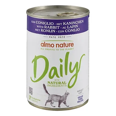 Boîte de pâtée pour chat adulte almo nature Daily au lapin, ingrédients naturels, sans céréales, texte en anglais et français visible sur l’emballage.
