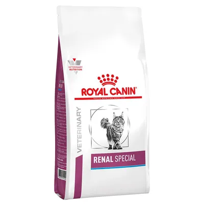 Bag labelled Royal Canin Veterinary Nutrition Renal Special, showing a cat illustration and highlighting renal special formula.