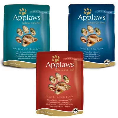 Applaws Natural Cat Food -pussit: Tuna Fillet & Whole Anchovy, Tuna Fillet & Sea Bream, Tuna Fillet & Pacific Prawns. 70 g. 100 % Natural. Näkyvissä englanninkielinen tuotekuvaus.