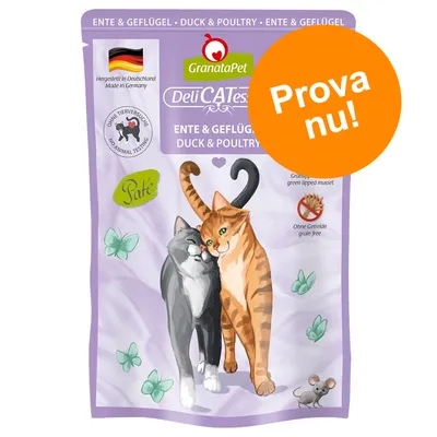 GranataPet DeliCATessen Ente & Geflügel, paté. Text: Prova nu!, Hergestellt in Deutschland, Ohne Tierversuche, Ohne Getreide, green lipped mussel. Bild på två katter. GranataPet DeliCATessen Ente & Geflügel, paté. Text: Prova nu!, Hergestellt in Deutschland, Ohne Tierversuche, Ohne Getreide, green lipped mussel. Bild på två katter.