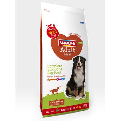 Zak Smølke Adult Maxi hondenvoer, Complete all-in-one dog food, Unique protein profile, daily balance, 15 kg + gratis 3 kg, afbeelding van grote hond op de verpakking.