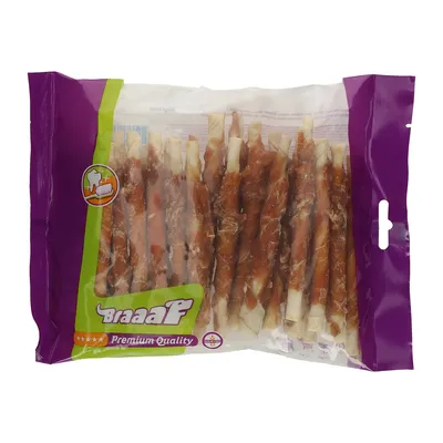 Braaaf Premium Quality Hundesnacks, Verpackung mit gedrehten Kaustangen und Zahnpflege-Symbol.
