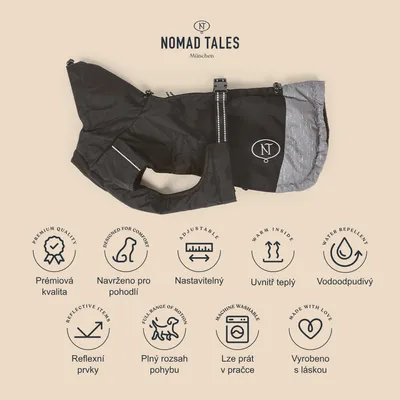 Nomad Tales München, černý a šedý psí kabát s textem: Prémiová kvalita, Navrženo pro pohodlí, Nastavitelný, Uvnitř teplý, Vodoodpudivý, Reflexní prvky, Plný rozsah pohybu, Lze prát v pračce, Vyrobeno s láskou.