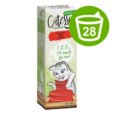Catessy Chunks in Gravy, 14 x 85 g com vaca. Ilustração de um gato e texto: '1, 2, 3... 14 meals for me!' Símbolo verde com o número 28.