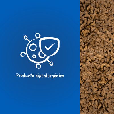 Producto hipoalergénico. Texto y símbolo de escudo con marca de verificación sobre fondo azul junto a croquetas marrones de pienso para mascotas.
