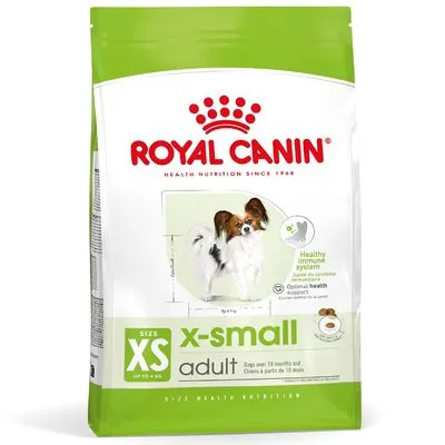 Balení krmiva Royal Canin x-small adult, velikost XS, pro psy nad 10 měsíců. Viditelný text: Healthy immune system, optimal health support.