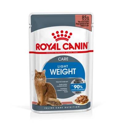 Sachet Royal Canin Care Light Weight 85 g, tranches fines en sauce, pour chat. Texte visible : 'Proven results over 90 % achieved a healthier weight in 8 weeks'.