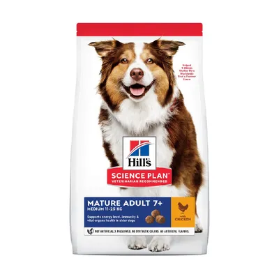 Confezione Hill's Science Plan Mature Adult 7+ Medium 11–25 kg con pollo. Testo visibile: supporta energia, immunità e salute organi nei cani anziani. Senza conservanti o coloranti artificiali. Confezione Hill's Science Plan Mature Adult 7+ Medium 11–25 kg con pollo. Testo visibile: supporta energia, immunità e salute organi nei cani anziani. Senza conservanti o coloranti artificiali.