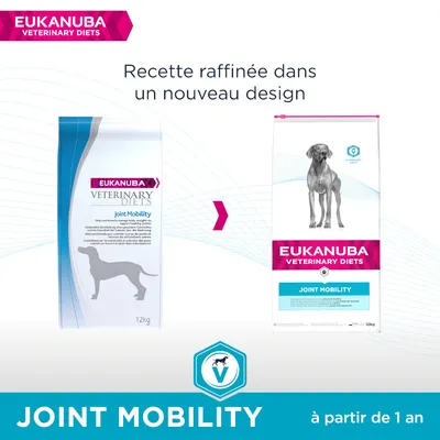 Comparaison de deux sacs Eukanuba Veterinary Diets Joint Mobility 12 kg, ancien et nouveau design. Texte : Recette raffinée dans un nouveau design, à partir de 1 an.