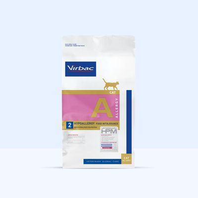 Virbac CAT Allergy A, Hypoallergén, ételintolerancia esetén, hidrolizált halfehérjével, Veterinary HPM, minden macskaméret számára.